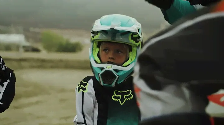 FOX MX | NEW V1 HELMET
