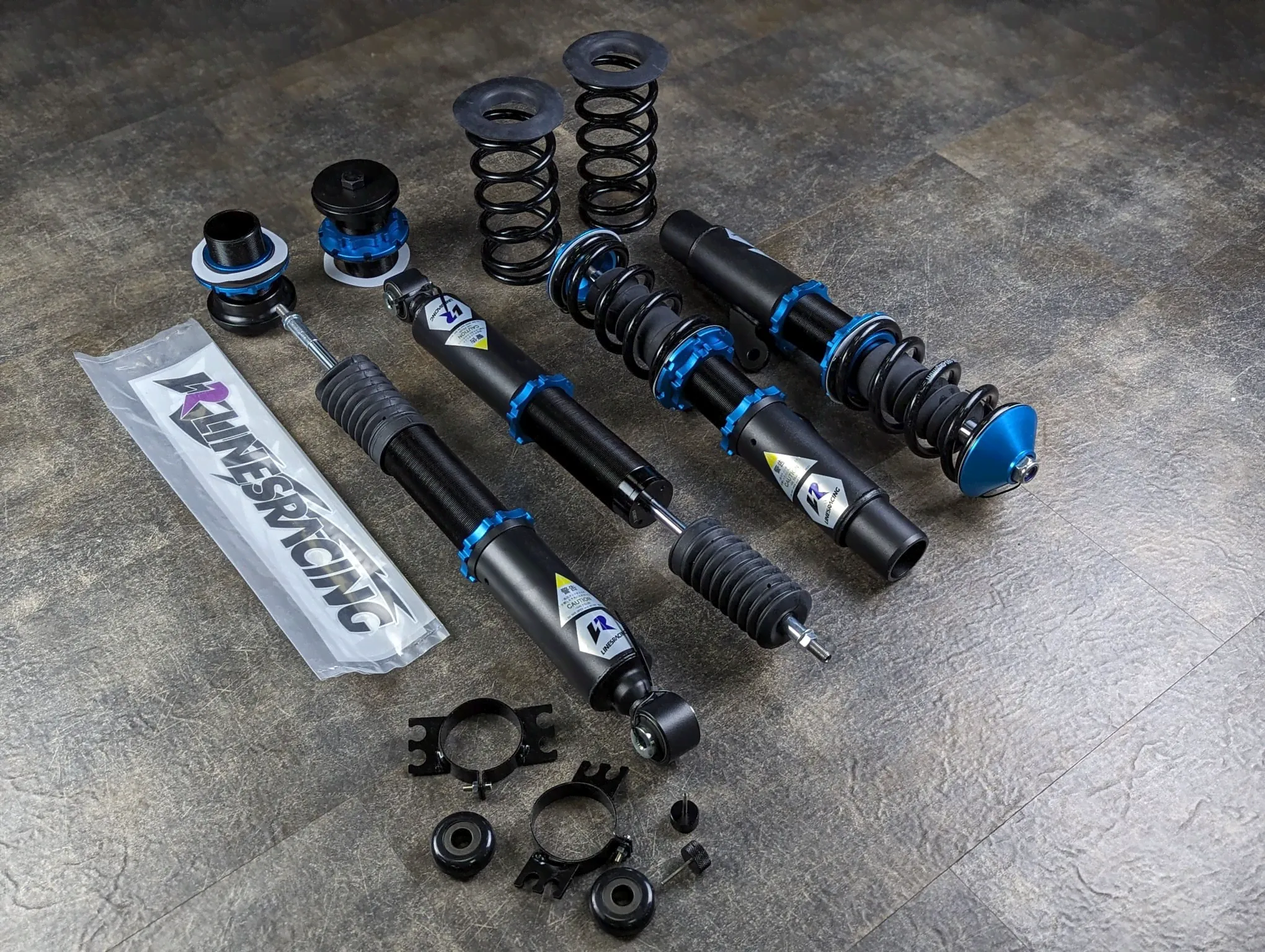 Комплект винтовой подвески (койловеров) LinesRacing Volkswagen Polo 5 поколение (6R) (2009-2020) с регулировками высоты (фултап), жесткости (36 регулировок), развала, SD-166-0