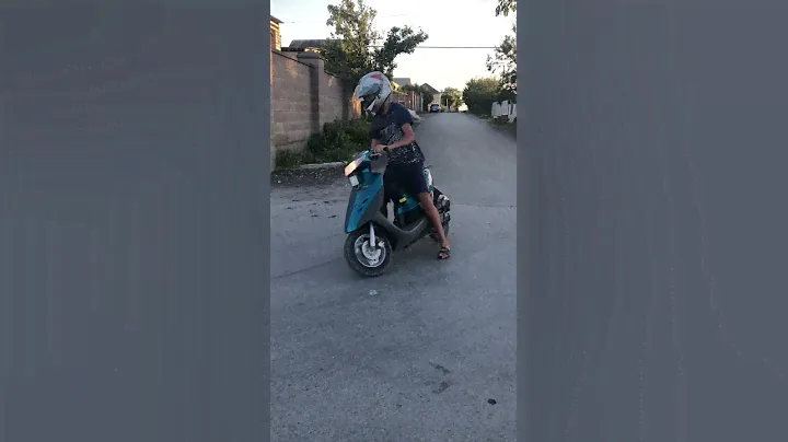 Дрифт на Хонда Дио 35