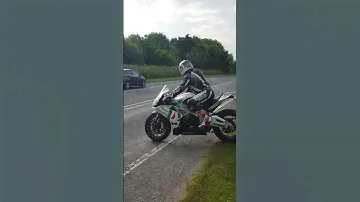 2010 aprilia rsv4 1000 Austin racing exhaust sound