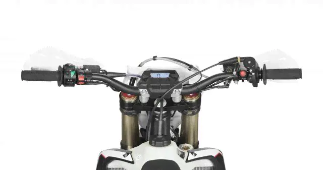 Новый мотоцикл Rieju MR 300 Racing 2022-0