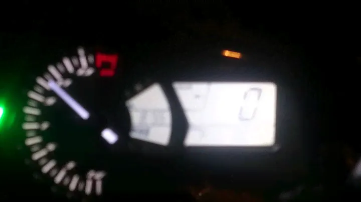 Yamaha R25 after oil change to Repsol racing 4T 10w40