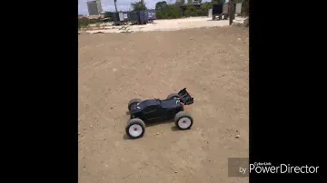 ZD racing 9021-V3 1/8 truggy. 1 lap on track
